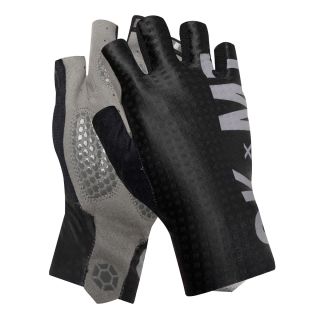 black cycling gloves