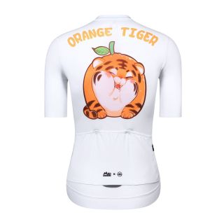 white bike jersey