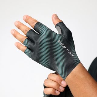 cycling gloves for men