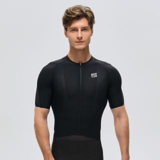 black cycling jersey