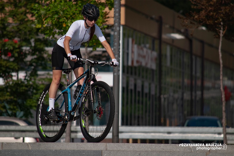 women's cycling shorts with pockets