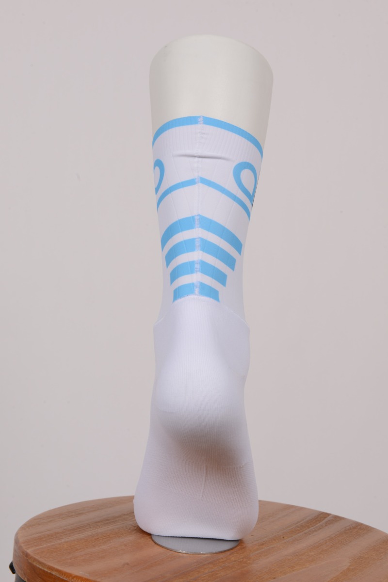 custom cycling clothing