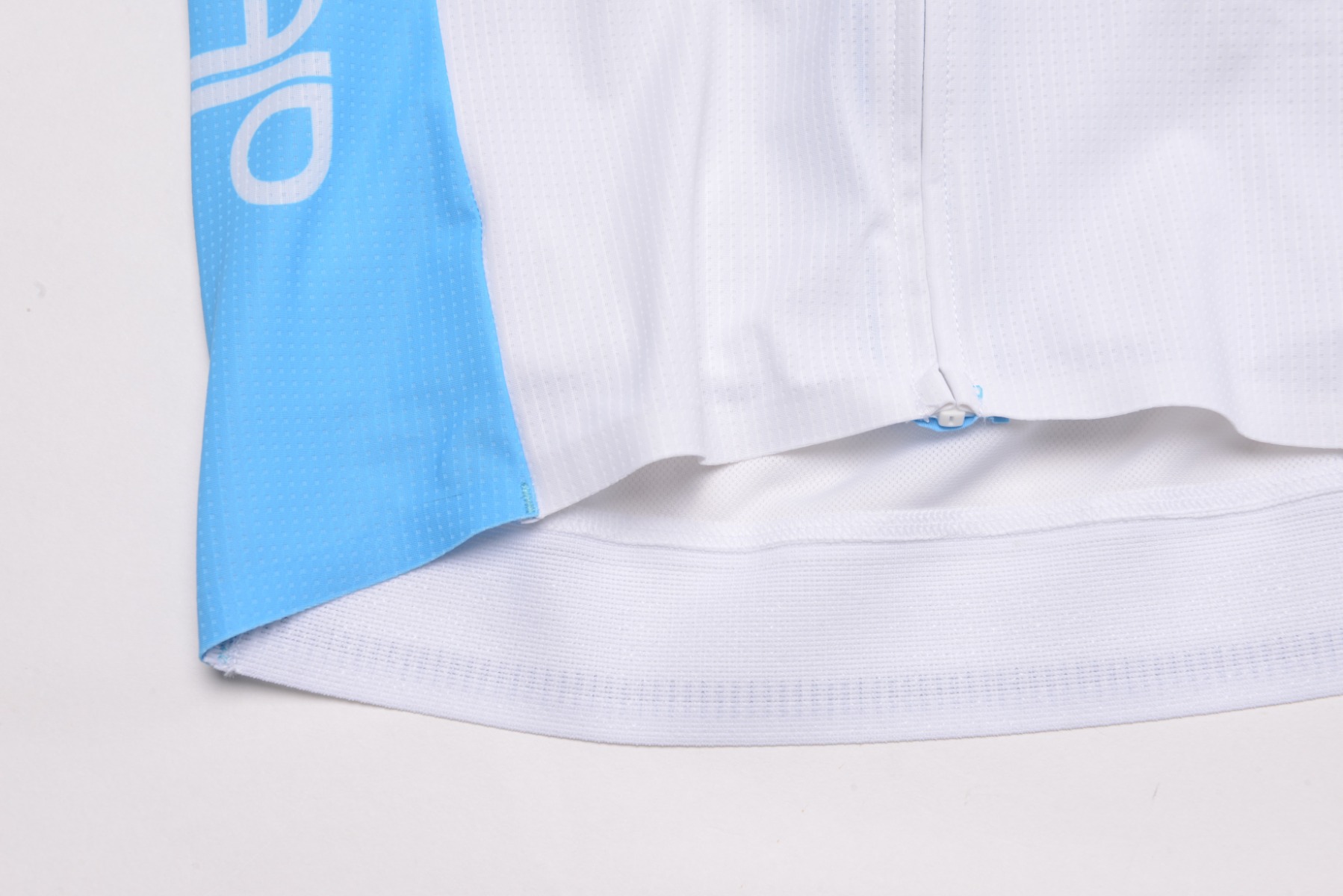 custom cycling clothing