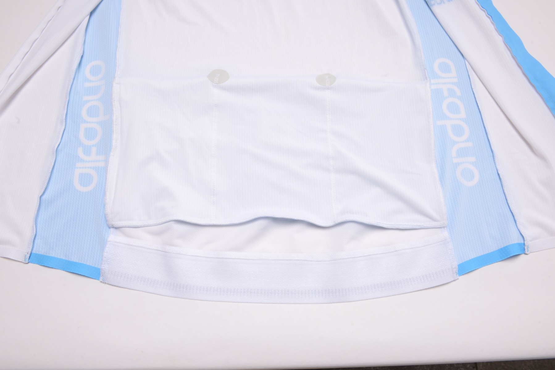 custom cycling clothing