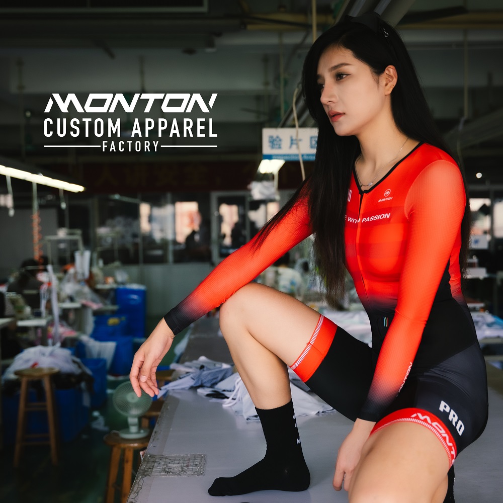 custom cycling clothing