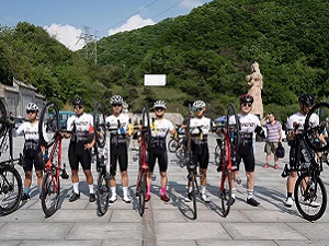 custom cycling jersey