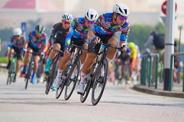 custom cycling club kit