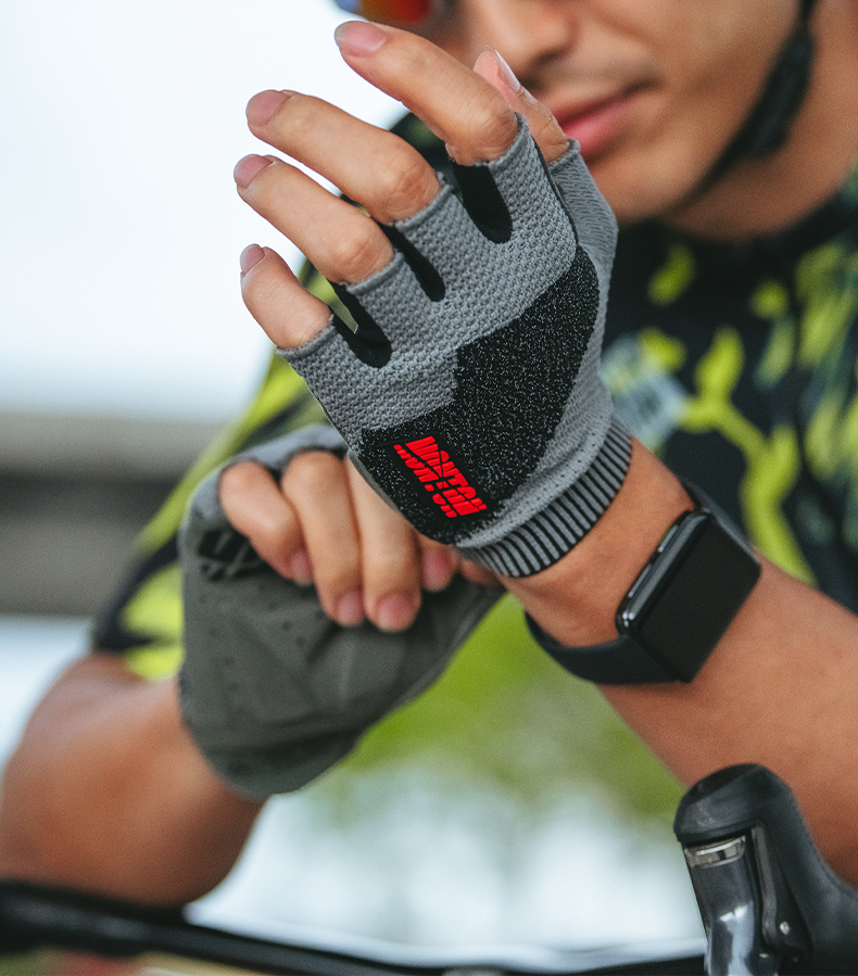 bike gloves for men