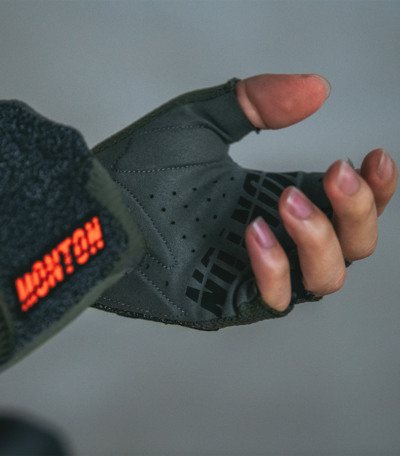 bike gloves for men