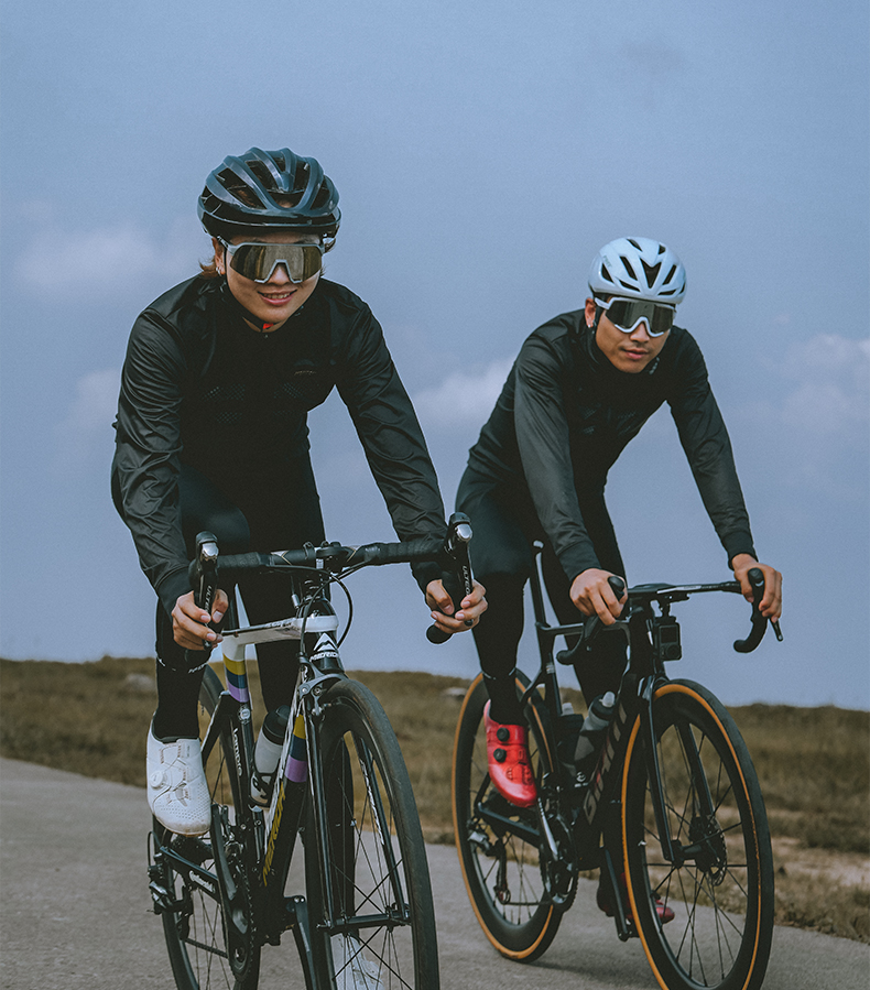 womens thermal cycling jacket