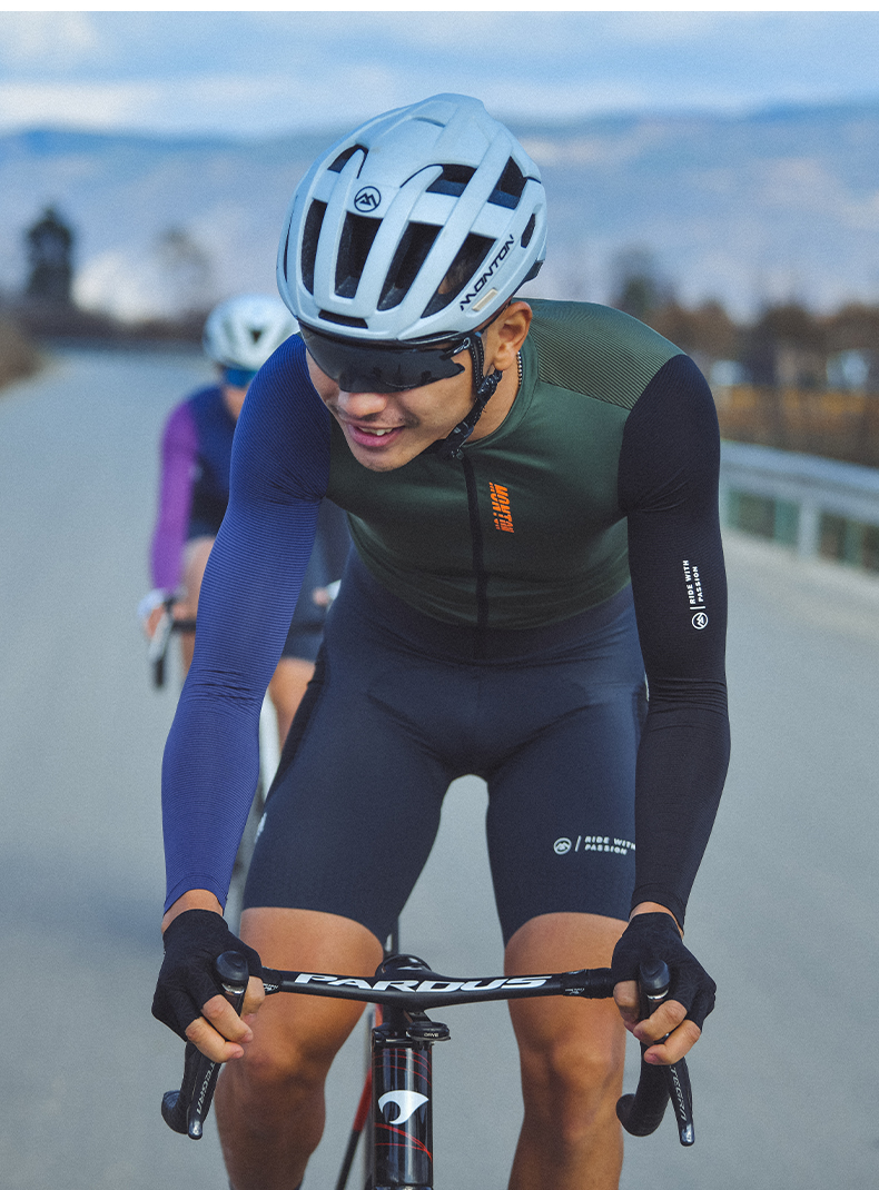 lightweight long sleeve cycling jersey
