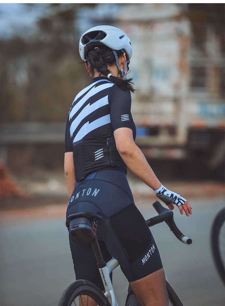 women's cycling jerseys