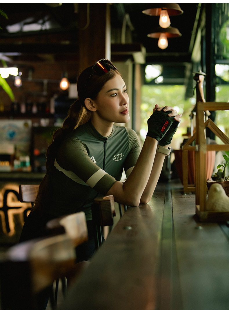 ladies cycling clothes