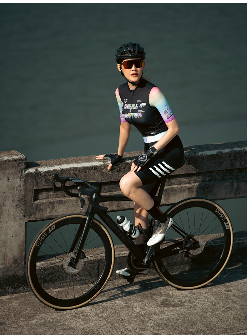 ladies cycling clothes