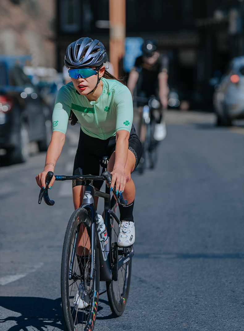 womens cycling apparel