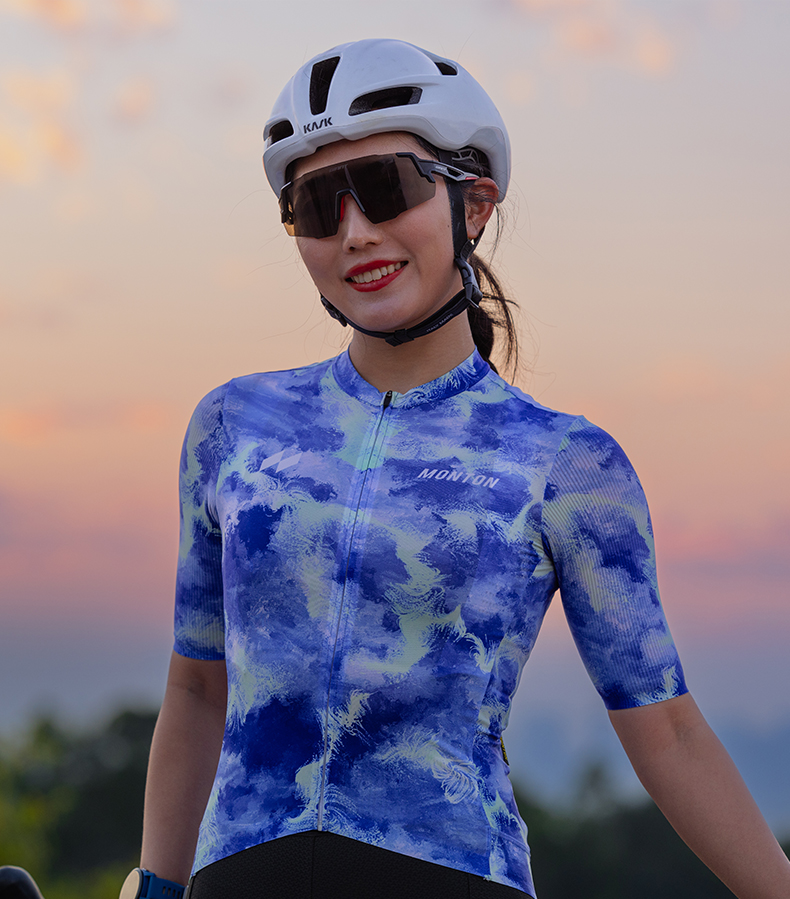 womens cycling clothes