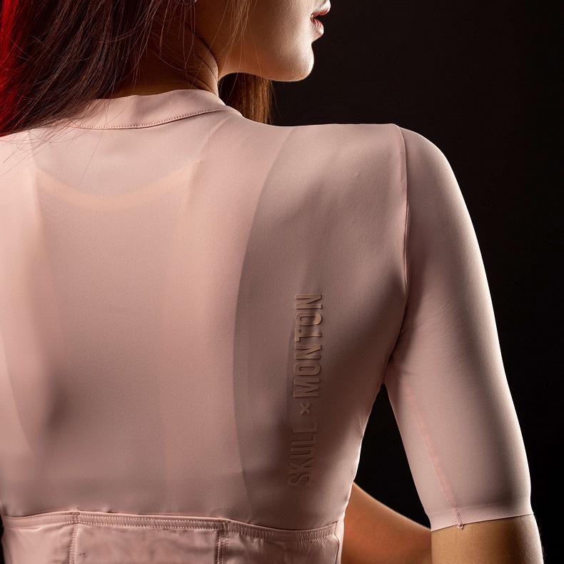 womens cycling apparel