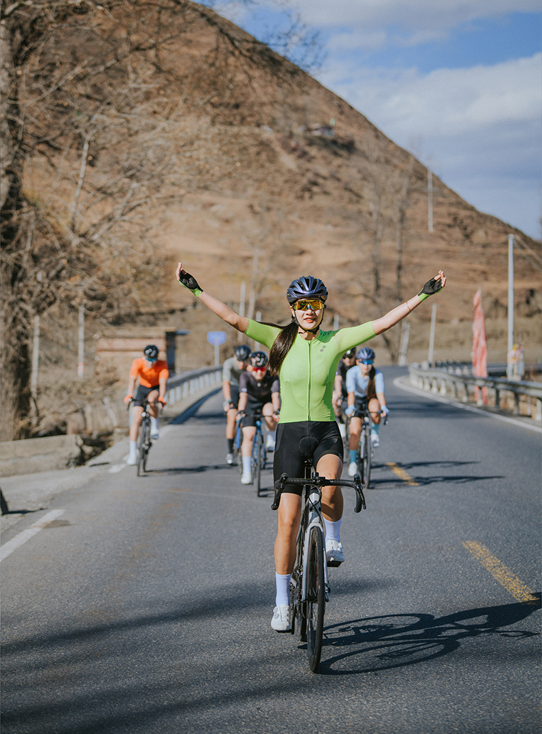 womens short sleeve bike jersey