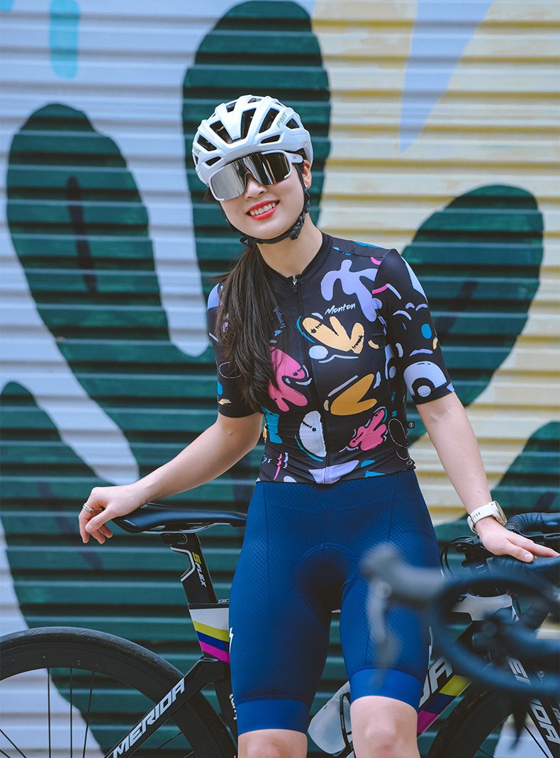 womens cycling apparel