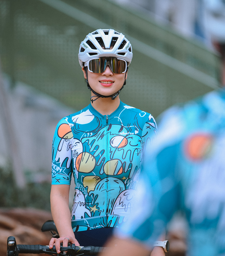 womens cycling clothes