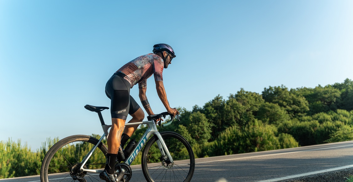 men's cycling jerseys
