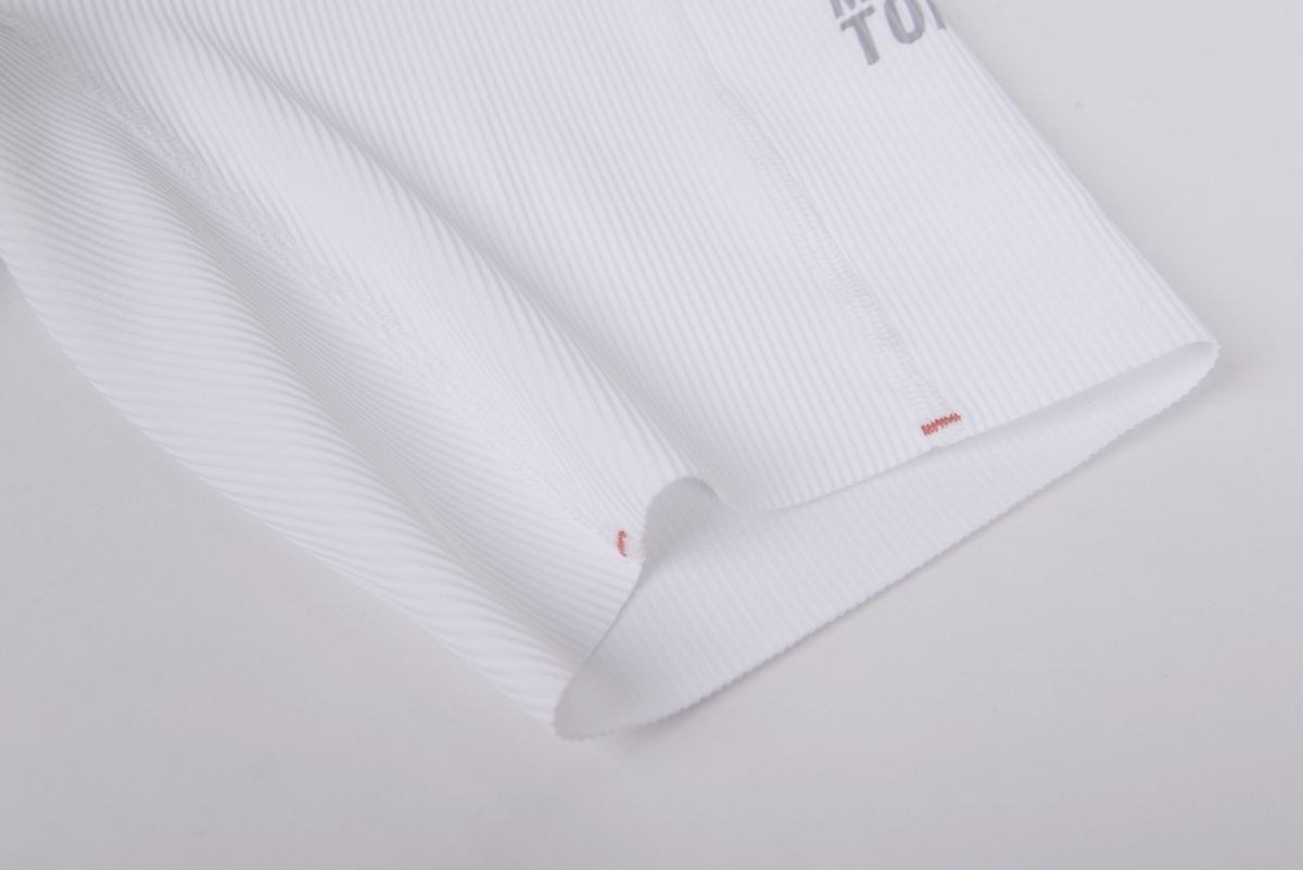 leg opening detail with clean finish and stretch fabric