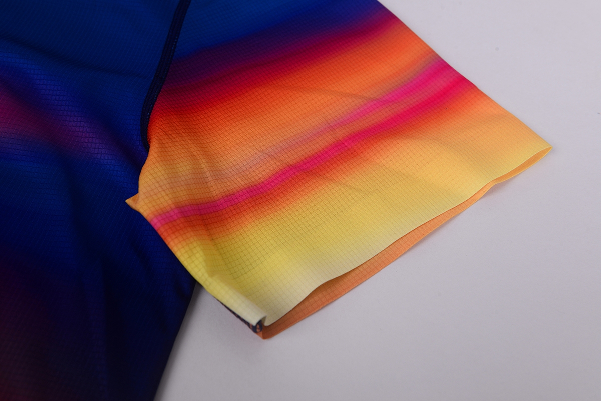 Lightweight set-in sleeve construction