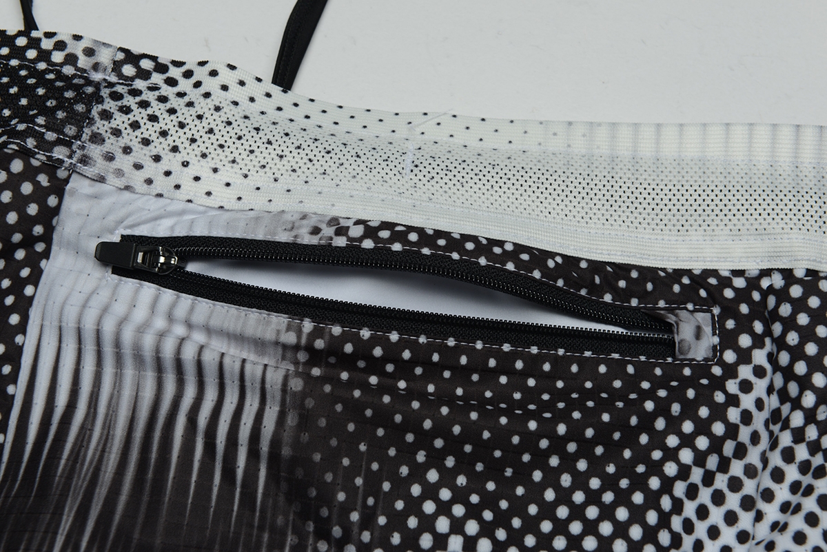 Rear zip pocket detail