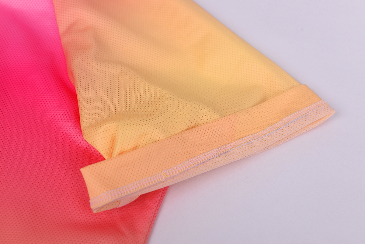 Folded sleeve hem detail