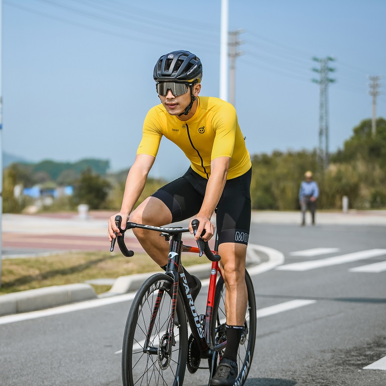 yellow cycling jersey mens