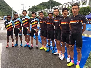 custom cycling jersey