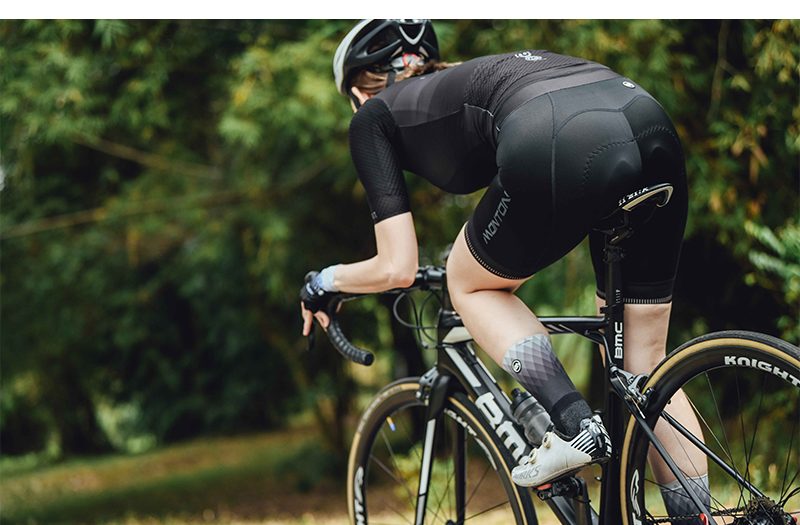 womens cycling apparel