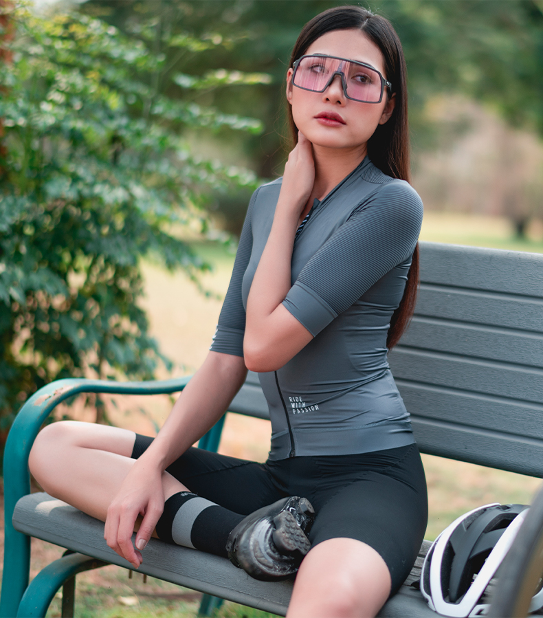 womens cycling clothing