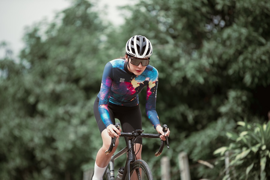 Cycling Jersey Women Bicycle Team Winter Thermal Fleece Long Sleeve Warm Clothing Bike Sport Tops 